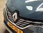 Renault Captur 1.6 E-Tech plug-in hybrid 160 iconic 160Pk Automaat (SCHUIFDAK, VIRTUAL COCKPIT, APPLE CARPLAY, GROOT NAVI, LEDER, 360 CAMERA, STOELVERWARMING, ADAPTIVE CRUISE, GETINT GLAS, NIEUWSTAAT)