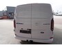 Ford E-Transit Cust. 320L L2H1 Limited 65 kWh Automaat Met Powerpack Airco | Cruise | Apple CP- Android auto | Trekhaak