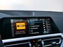 BMW 3-Serie Touring 330e 292 Pk Automaat M-Pakket / Stoelverwarming / Apple Carplay