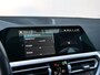 BMW 3-Serie Touring 330e 292 Pk Automaat M-Pakket / Stoelverwarming / Apple Carplay