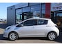 Toyota Yaris 1.5 HYBRID ASPIRATION NAVIGATIE CRUISE LM-VELGEN/ALL-SEASON CLIMATE DEALERONDERHOUDEN