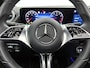 Mercedes-Benz GLA 180 Star Edition Luxury Line | Night pakket | Panorama schuifdak | Lederlook zwart Artico | Privacy Glass | Keyless Entry | Inclusief 24 maanden MB Certified garantie voor Europa.