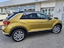 Volkswagen T-Roc 1.5 TSI Style Business | Navi | Sensoren v/a | Stoelverwarming