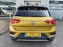 Volkswagen T-Roc 1.5 TSI Style Business | Navi | Sensoren v/a | Stoelverwarming