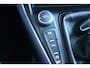 Ford Focus Wagon 1.0 ST-Line | Voorruitverwarming | 18 inch Lichtmetalen velgen | Cruise | Navi | PDC