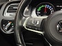 Volkswagen Golf 1.4 TSI GTE 204Pk Automaat (SCHUIFDAK, APPLE CARPLAY, CAMERA, LEDER, STOELVERWARMING, SPORTSTOELEN, GETINT GLAS, ADAPTIVE CRUISE, NIEUWSTAAT)