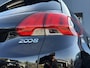Peugeot 2008 1.2 PureTech Allure Automaat - Trekhaak - Climate Control - Stoelverwarming