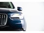 Volvo XC90 2.0 T8 Recharge AWD Ultimate Bright Panoramadak - B&W - Head up - Stoelmassage - Achterbank verwarmd - Zongordijnen - Adaptive Cruise Control - Parkeerverwarming met timer - Visual Park Assist -