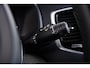 Volvo XC90 2.0 T8 Recharge AWD Ultimate Bright Panoramadak - B&W - Head up - Stoelmassage - Achterbank verwarmd - Zongordijnen - Adaptive Cruise Control - Parkeerverwarming met timer - Visual Park Assist -