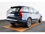 Volvo XC90 2.0 T8 Recharge AWD Ultimate Bright Panoramadak - B&W - Head up - Stoelmassage - Achterbank verwarmd - Zongordijnen - Adaptive Cruise Control - Parkeerverwarming met timer - Visual Park Assist -