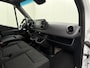 Mercedes-Benz Sprinter L2H2 | Navigatie | Multimedia | Airco | Cruise | Trekhaak | Betimmering | 3-Zits