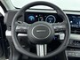 Hyundai Kona Electric Pure Edition 64.8 kWh | BTW auto | Voor en achter parkeersensoren | Batterijverwarming | 17 inch lichtmetalen velgen