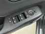 Hyundai Kona Electric Pure Edition 64.8 kWh | BTW auto | Voor en achter parkeersensoren | Batterijverwarming | 17 inch lichtmetalen velgen