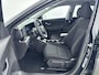 Hyundai Kona Electric Pure Edition 64.8 kWh | BTW auto | Voor en achter parkeersensoren | Batterijverwarming | 17 inch lichtmetalen velgen