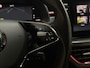 Skoda Kamiq 1.0 TSI Sportline Automaat (RS KUIPSTOELEN, VIRTUAL COCKPIT, APPLE CARPLAY, GROOT NAVI, STOELVERWARMING, ADAPTIVE CRUISE, GETINT GLAS, ZWART HEMEL, NIEUWSTAAT)