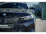 BMW 3-Serie Touring 330e xDrive M Sportpakket | Facelift | Trekhaak Active Cruise Controle | 19'' M- Lichtmetaal | Parking Assistant | Harman/kardon Surround Sound System |
