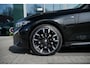 BMW 3-Serie Touring 330e xDrive M Sportpakket | Facelift | Trekhaak Active Cruise Controle | 19'' M- Lichtmetaal | Parking Assistant | Harman/kardon Surround Sound System |