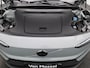 Volvo EX30 Single Motor Extended Range | Climate Control / ECC | Panoramadak | Licht metalen velgen 19 inch | Cruise control Adaptive | Navigatie | Half lederen bekleding grijs | Elektrisch verst. stoelen | Stoelverwarming | LED koplampen | Park Distance Control voor en achter | Achteruitrijcamera |