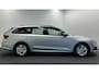 Skoda Octavia Combi 1.0 TSI Sport Business TREKHAAK CRUISE LM CARPLAY.