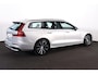 Volvo V60 T6 Recharge AWD Plus Dark - IntelliSafe Assist & Surround - 360º Camera - Harman/Kardon audio - Verwarmde voorstoelen, stuur & achterbank - Parkeersensoren voor & achter - Elektr. bedienb. voorstoelen met geheugen - Elektr. inklapbare trekhaak - 18' LMV