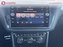 Volkswagen Tiguan 1.4 TSI R-Line Business Automaat Trekhaak 1800kg | Panoramadak | Leer | Camera | Apple CarPlay