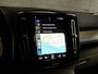 Volvo XC40 1.5 T4 Recharge Inscription 211Pk Automaat (APPLE CARPLAY, GROOT NAVI, LEDER, STOELVERWARMING, SPORTSTOELEN, CAMERA, KEYLESS, NIEUWSTAAT)