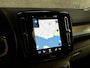 Volvo XC40 1.5 T4 Recharge Inscription 211Pk Automaat (APPLE CARPLAY, GROOT NAVI, LEDER, STOELVERWARMING, SPORTSTOELEN, CAMERA, KEYLESS, NIEUWSTAAT)