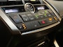 Lexus NX 300 AWD Luxury Line 188Pk Automaat (NAVIGATIE, CLIMATE, CAMERA, STOELVERWARMING, LEDER, ELEK SPORTSTOELEN, GETINT GLAS, TREKHAAK, KEYLESS, NIEUWSTAAT)