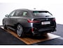 BMW 5-Serie Touring 530e M Sport pro - Panoramadak - Driving Assistant Professional - head up - Stoelventilatie - stoelverwarming voor/achter - BMW Iconic Glow - Getinte Ruiten - Comfort Access - Active Guard -