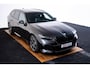 BMW 5-Serie Touring 530e M Sport pro - Panoramadak - Driving Assistant Professional - head up - Stoelventilatie - stoelverwarming voor/achter - BMW Iconic Glow - Getinte Ruiten - Comfort Access - Active Guard -