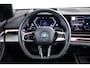 BMW 5-Serie Touring 530e M Sport pro - Panoramadak - Driving Assistant Professional - head up - Stoelventilatie - stoelverwarming voor/achter - BMW Iconic Glow - Getinte Ruiten - Comfort Access - Active Guard -