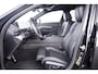 BMW 5-Serie Touring 530e M Sport pro - Panoramadak - Driving Assistant Professional - head up - Stoelventilatie - stoelverwarming voor/achter - BMW Iconic Glow - Getinte Ruiten - Comfort Access - Active Guard -