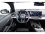 BMW 5-Serie Touring 530e M Sport pro - Panoramadak - Driving Assistant Professional - head up - Stoelventilatie - stoelverwarming voor/achter - BMW Iconic Glow - Getinte Ruiten - Comfort Access - Active Guard -