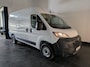 Peugeot Boxer 2.2 BlueHDi 140pk L2H2 3.5t | NIEUW BPM VRIJ! | CAMERA | STOELVERW | PDC