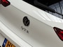 Volkswagen Golf 1.4 eHybrid GTE 245Pk Automaat (APPLE CARPLAY, GROOT NAVI, GETINT GLAS, KEYLESS, SPORTSTOELEN, PARKEERSENSOREN, SFEERVERLICHTING, NIEUWE APK, NIEUWSTAAT)