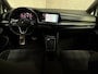 Volkswagen Golf 1.4 eHybrid GTE 245Pk Automaat (APPLE CARPLAY, GROOT NAVI, GETINT GLAS, KEYLESS, SPORTSTOELEN, PARKEERSENSOREN, SFEERVERLICHTING, NIEUWE APK, NIEUWSTAAT)