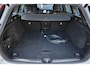Volvo V60 T6 Plug-in hybrid AWD Plus Dark | Trekhaak | 360 graden camera | Verwarmbare voorstoelen, achterbank en stuurwiel | Premium audio by Harman Kardon | Adaptieve cruise control | Keyless | Elektrische achterklep