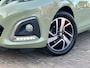 Peugeot 108 1.0 e-VTi 72PK 5D Allure + 15"/ Airco/ Cruise/ Carplay/ NL auto