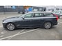 Volvo V90 2.0 T4 Momentum Pro | Panoramadak | BLIS | PDC V+A en Camera | Adaptieve LED Koplampen | Lederen bekleding | Warmtepomp | Adaptieve Cruise Control | Stoel + Stuurverwarming |