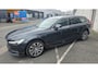 Volvo V90 2.0 T4 Momentum Pro | Panoramadak | BLIS | PDC V+A en Camera | Adaptieve LED Koplampen | Lederen bekleding | Warmtepomp | Adaptieve Cruise Control | Stoel + Stuurverwarming |