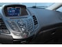 Ford Fiesta 1.0-65pk Style. Goed onderhouden en nette Ford Fiesta. Airco, navigatie, telefoon voorb., All season banden, metallic lak, centr. vergr. etc