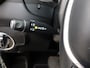 Mercedes-Benz A-klasse 180 Automaat | Urban | Cruise Control | Parkeersensoren V+A | BI-Xenon | Spiegel Pakket | Zit Comfort Pakket |