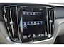 Volvo V60 Cross Country B5 AWD | Bowers & Wilkins | Panoramadak | Adaptive Cruise | Stoel + Stuur verwarmd | Trekhaak 1800KG |