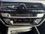 BMW 5-Serie Touring 530i M-SPORT High Executive | PANO | LEER | HEAD-UP | TREKHAAK