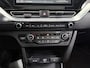 Kia Niro EV e-Niro DynamicPlusLine 64 kWh | SOH 97% | Panoramadak | Stoel/Stuurwielverwarming | Adaptieve Cruise Control | Keyless Go | LED Koplampen |