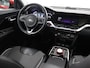 Kia Niro EV e-Niro DynamicPlusLine 64 kWh | Trekhaak | Panoramadak | Stoel/Stuurwielverwarming | Adaptieve Cruise Control | Keyless Go | LED Koplampen |
