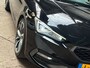 SEAT Leon 1.5 eTSI FR Sport 150Pk Automaat (SCHUIFDAK, APPLE CARPLAY, GROOT NAVI, PARKEERSENSOREN, SPORTSTOELEN, LEDER, GETINT GLAS, ADAPTIVE CRUISE, NIEUWSTAAT)