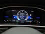 Volkswagen T-Roc 1.5 TSI R-Line Automaat - Camera - Navigatie - Trekhaak