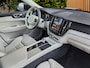 Volvo XC60 2.0 T8 Plug-in hybrid AWD Inscription | Luchtvering | Massage/ventilatie | Head-up | Pano | 360 Cam | Memory