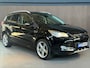 Ford Kuga 1.5 Titanium Plus |PANO|LEER|CAMERA|STOELVERWARMING|PDC V+A|ELEK KOFFERKLEP|CRUISE|CLIMA|TREKHAAK|KEYLESS|NAVI